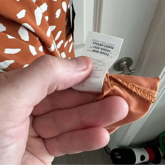 B98 NEW Lulu’s Oh My Darlin' Orange Print Puff Sleeve Mini Dress - Picture 8 of 8